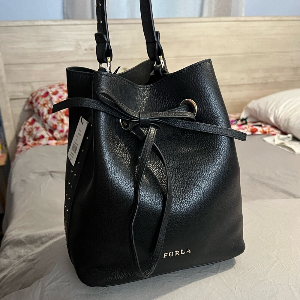 Furla Black Leather Drawstring Shoulder Bag